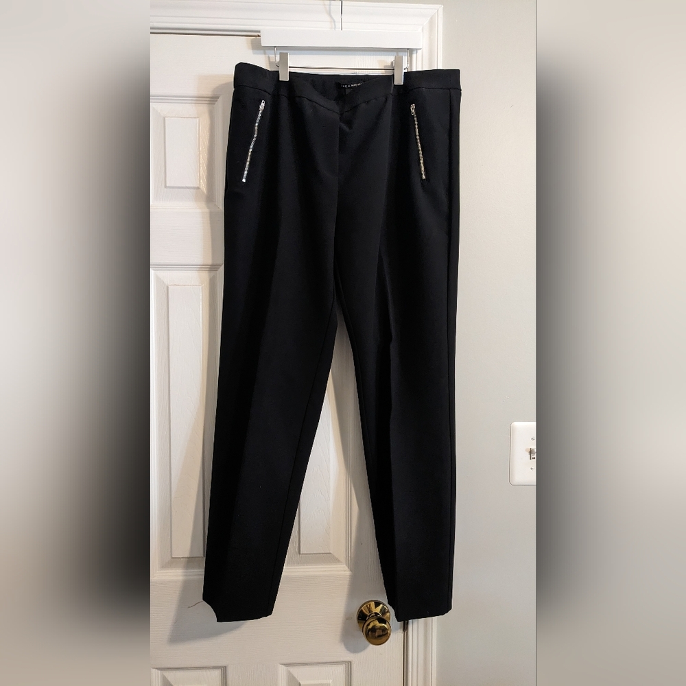 EUC Zac & Rachel size 14 black pull on pants with decorative zipper pockets